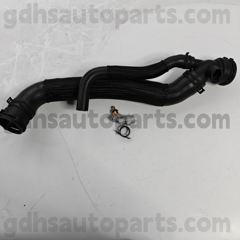 320257 Nissens radiatorslang voor Range Rover Sport OE NR. LR166362